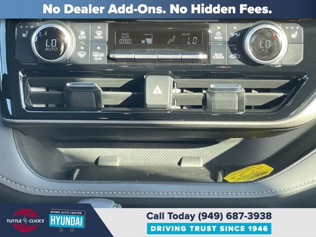 2024 TOYOTA TRUCK HIGHLANDER XLE