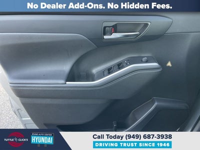 2024 TOYOTA TRUCK HIGHLANDER XLE