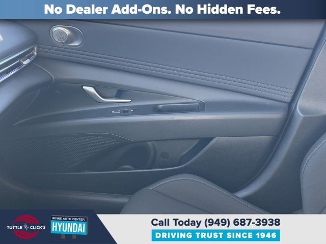 2024 Hyundai ELANTRA SEL