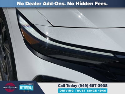 2025 Hyundai ELANTRA SEL CONVENIENCE