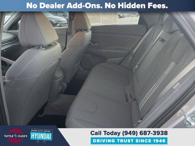 2024 Hyundai ELANTRA SEL