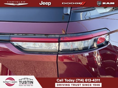 2023 Jeep Grand Cherokee Altitude 4x2