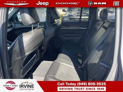 2026 Jeep Grand Cherokee Altitude 4x2
