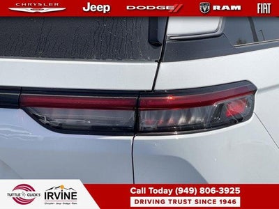 2026 Jeep Grand Cherokee GRAND CHEROKEE LAREDO ALTITUDE 4X2