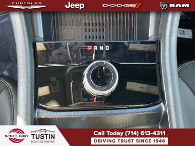 2026 Jeep Grand Cherokee Laredo