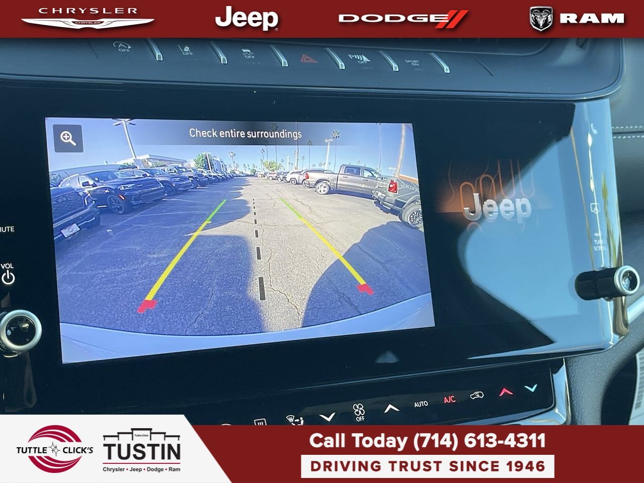 2026 Jeep Grand Cherokee Laredo