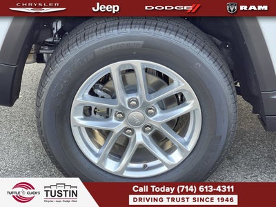 2026 Jeep Grand Cherokee GRAND CHEROKEE LAREDO X 4X4
