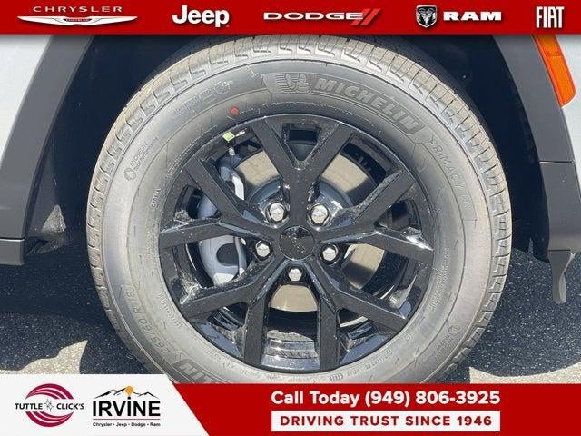 2026 Jeep Grand Cherokee GRAND CHEROKEE LAREDO ALTITUDE 4X4