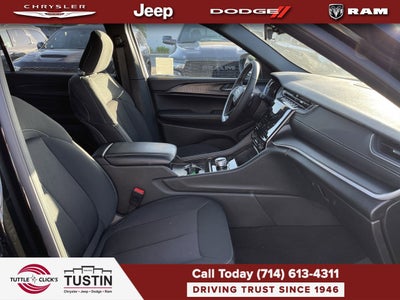 2025 Jeep Grand Cherokee L Laredo 4x2