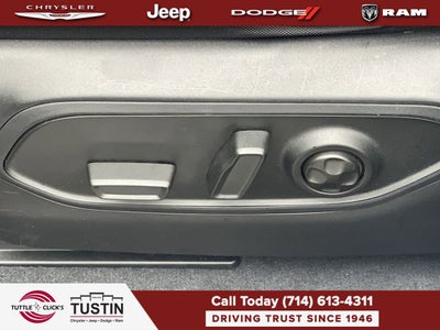 2023 Jeep Grand Cherokee L Laredo 4x2