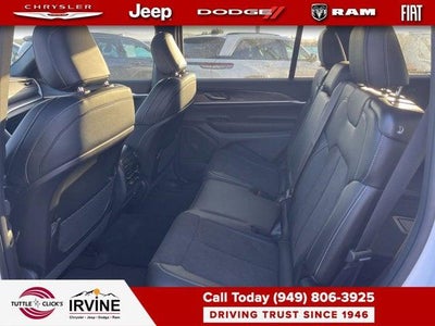 2026 Jeep Grand Cherokee GRAND CHEROKEE L LAREDO ALTITUDE 4X4