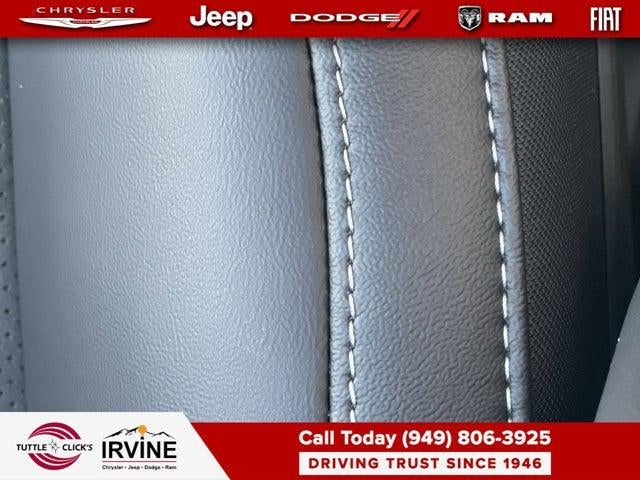 2026 Jeep Grand Cherokee GRAND CHEROKEE L LAREDO ALTITUDE 4X4