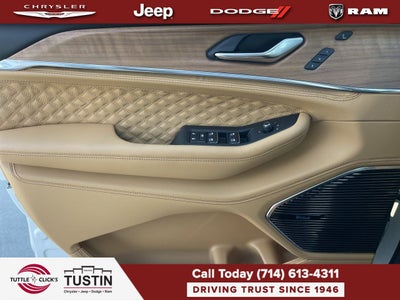 2026 Jeep Grand Cherokee GRAND CHEROKEE L SUMMIT 4X4