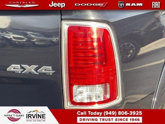 2018 RAM 1500 Laramie Crew Cab 4x4 5'7' Box
