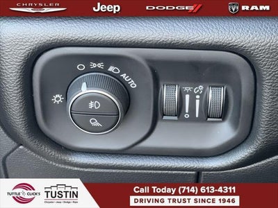 2025 RAM 1500 BIG HORN