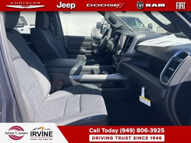 2026 RAM 1500 RAM 1500 EXPRESS CREW CAB 4X4 5'7' BOX