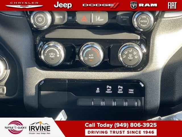 2026 RAM 1500 RAM 1500 WARLOCK CREW CAB 4X4 5'7' BOX