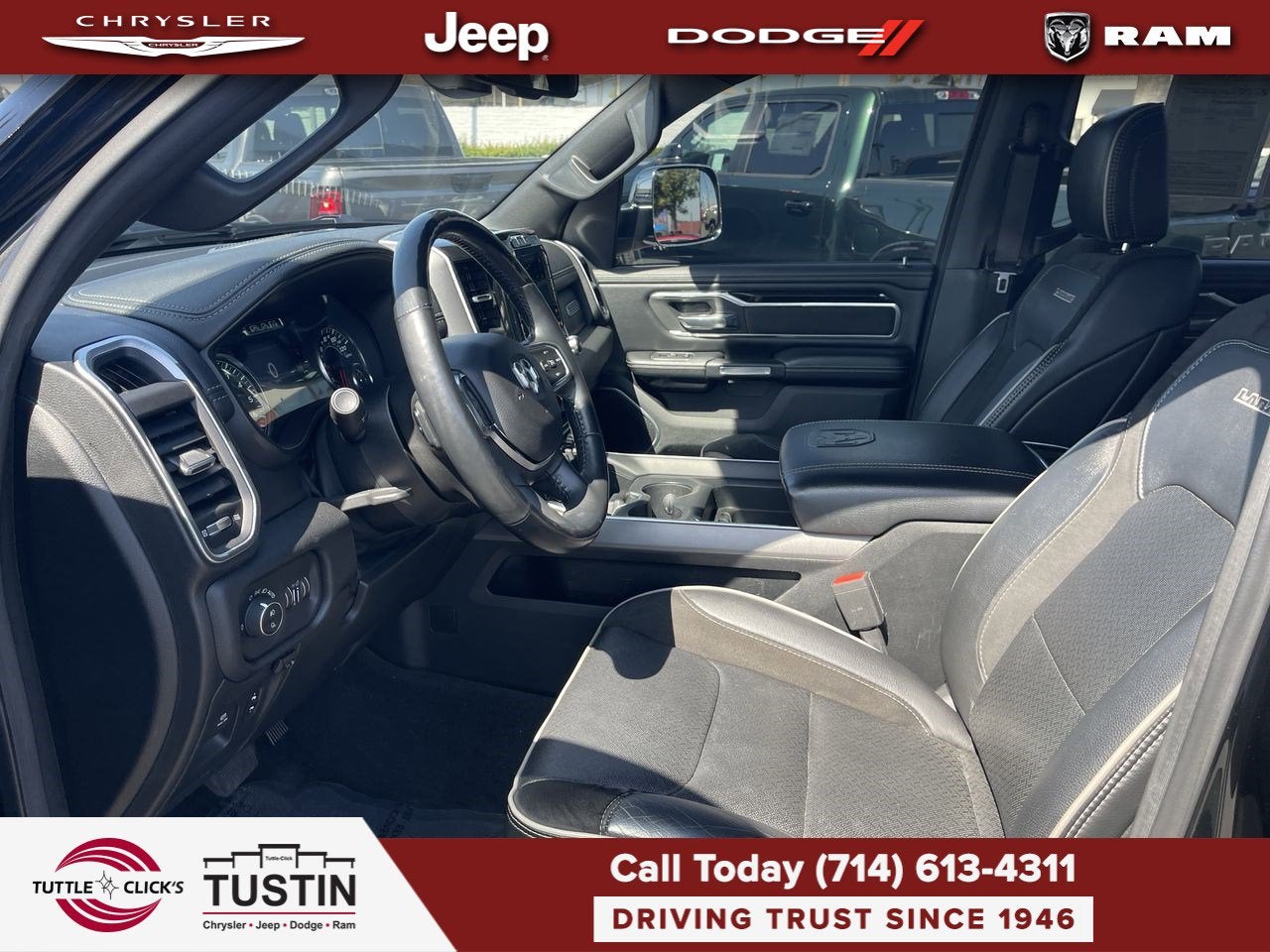 2020 RAM 1500 Laramie Crew Cab 4x4 5'7' Box