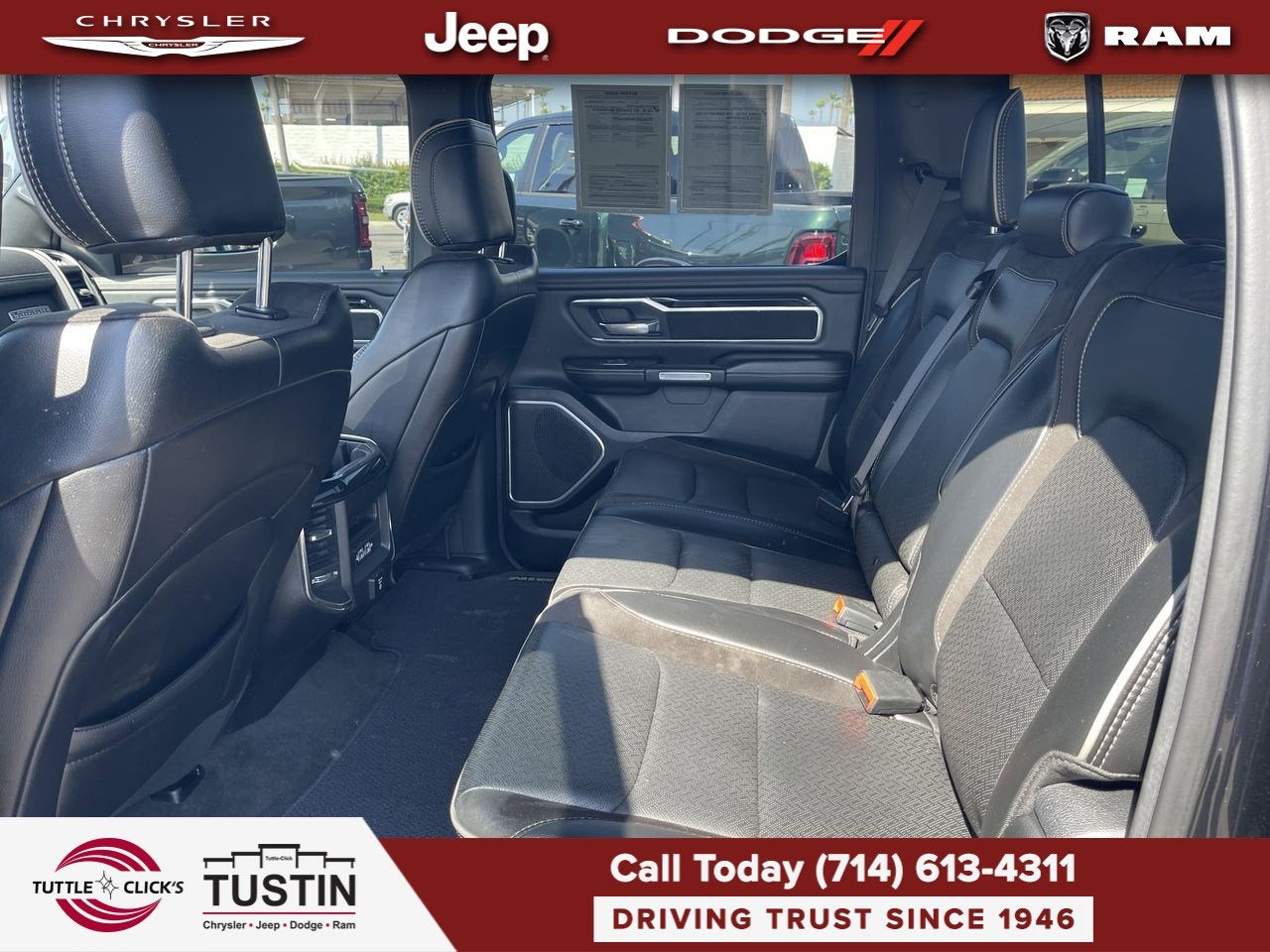 2020 RAM 1500 Laramie Crew Cab 4x4 5'7' Box