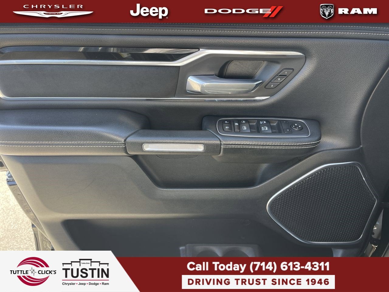 2020 RAM 1500 Laramie Crew Cab 4x4 5'7' Box