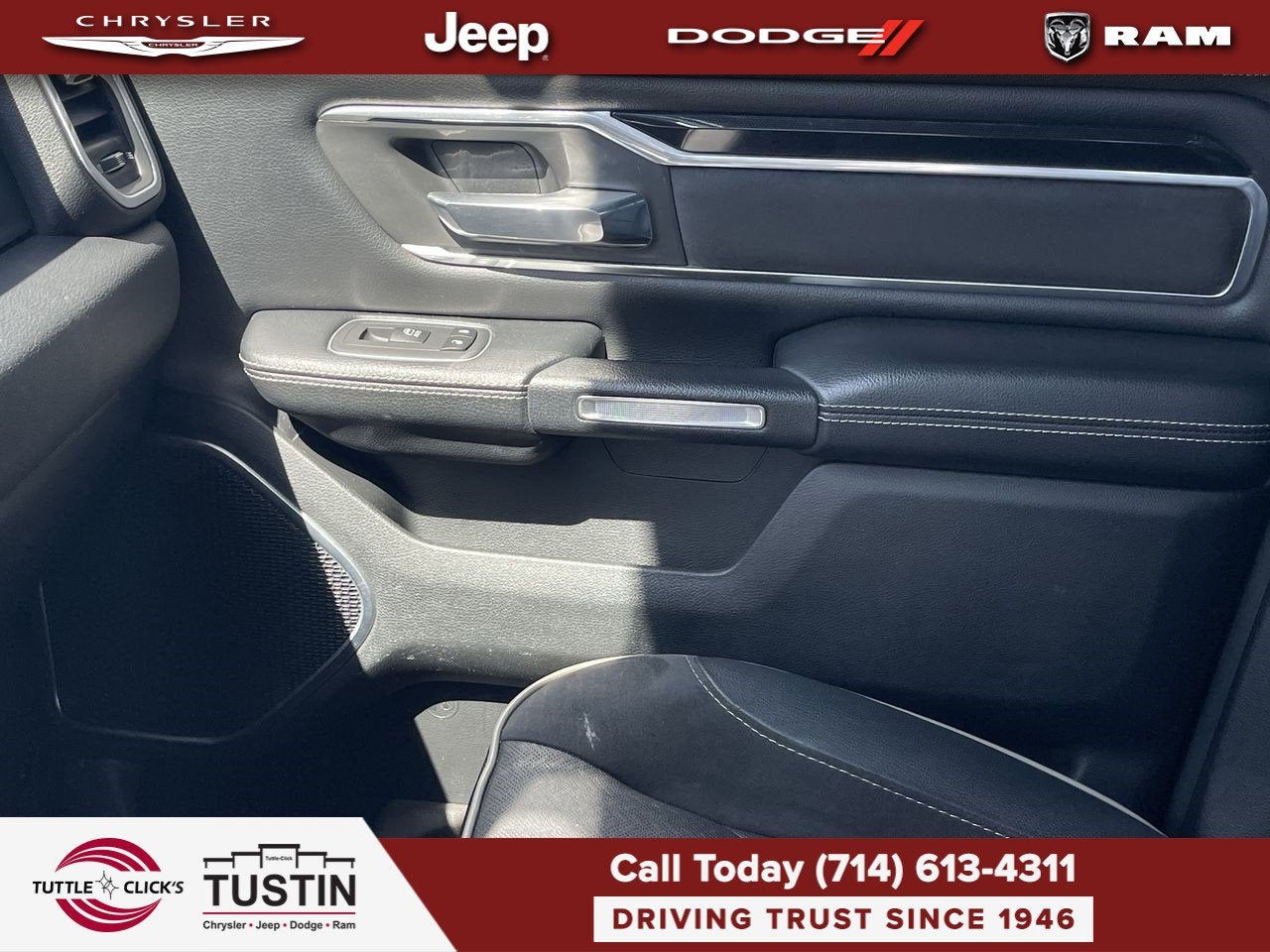 2020 RAM 1500 Laramie Crew Cab 4x4 5'7' Box