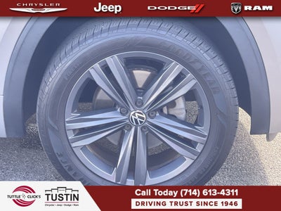 2021 Volkswagen Atlas 3.6L V6 SE w/Technology R-Line