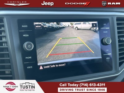 2021 Volkswagen Atlas 3.6L V6 SE w/Technology R-Line