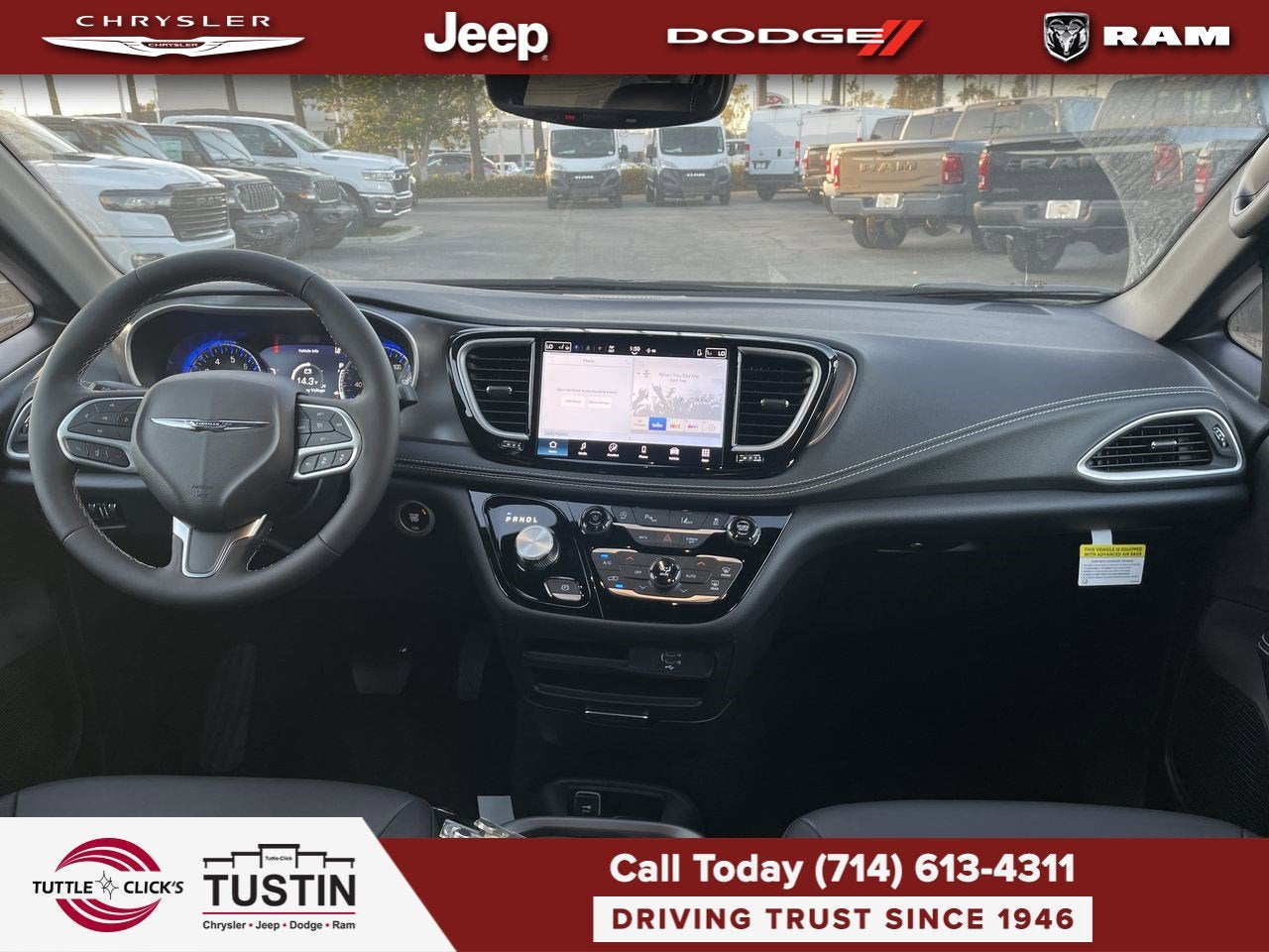 2026 Chrysler Pacifica Select