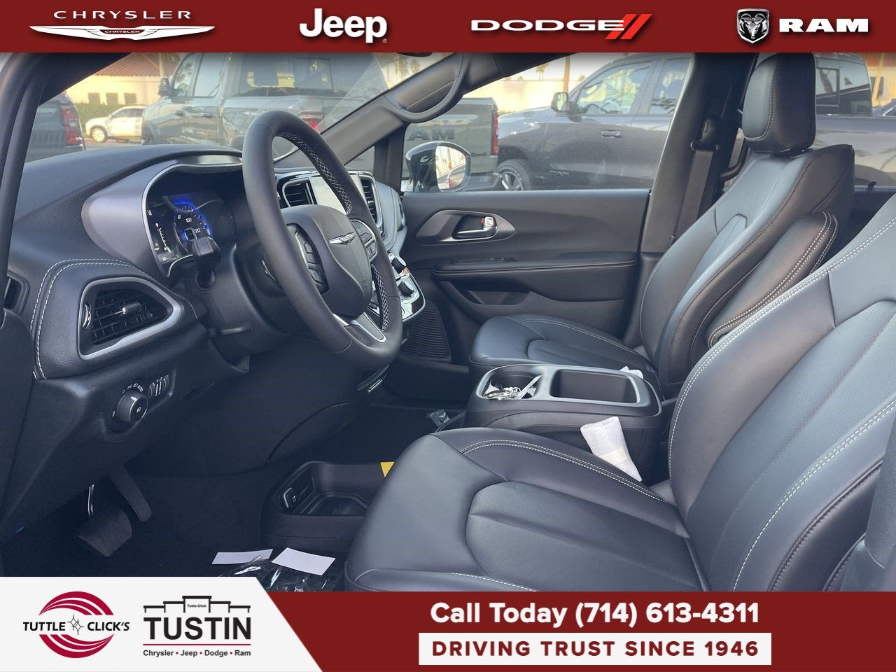 2026 Chrysler Pacifica Select