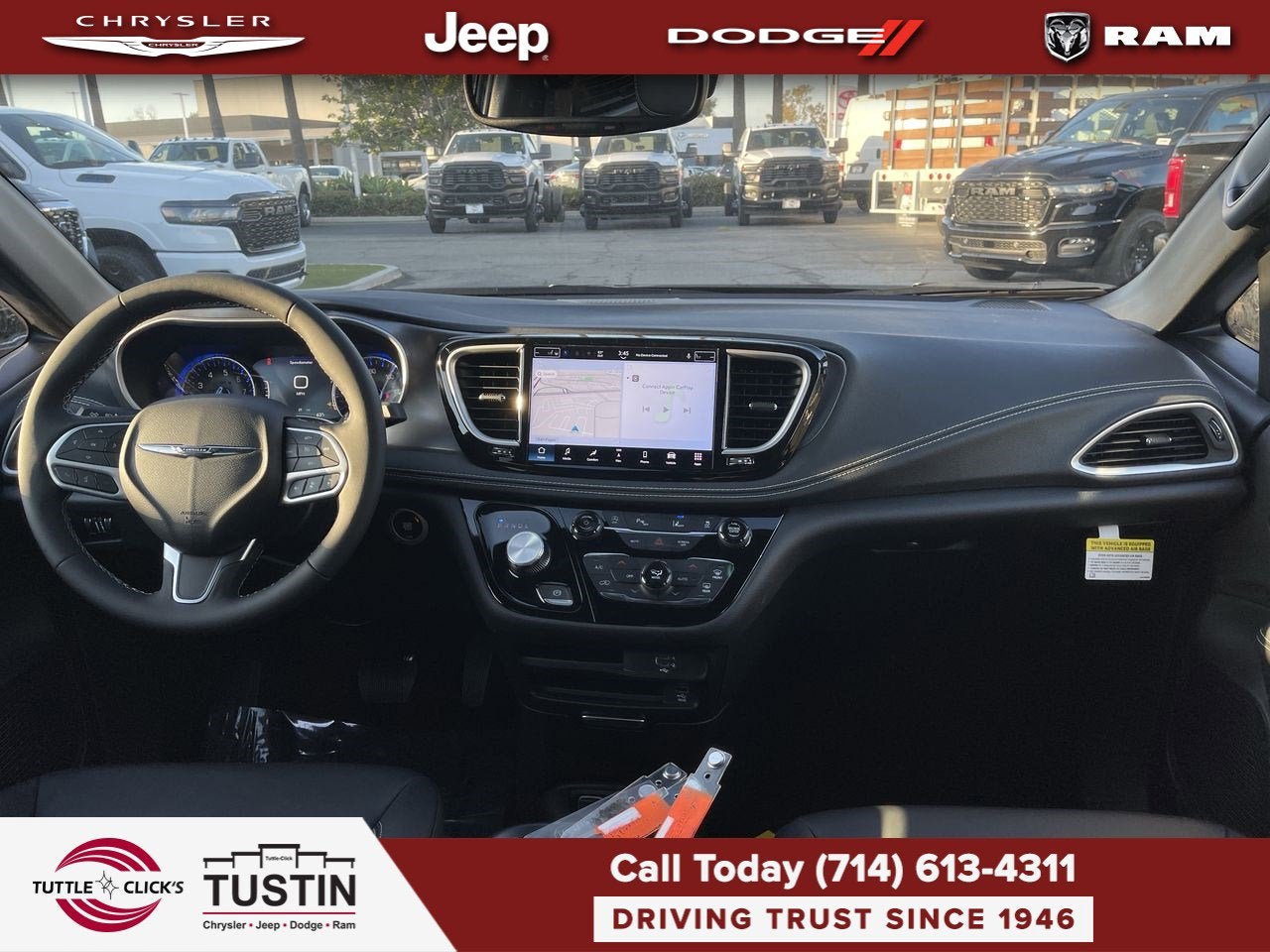 2026 Chrysler Pacifica Select