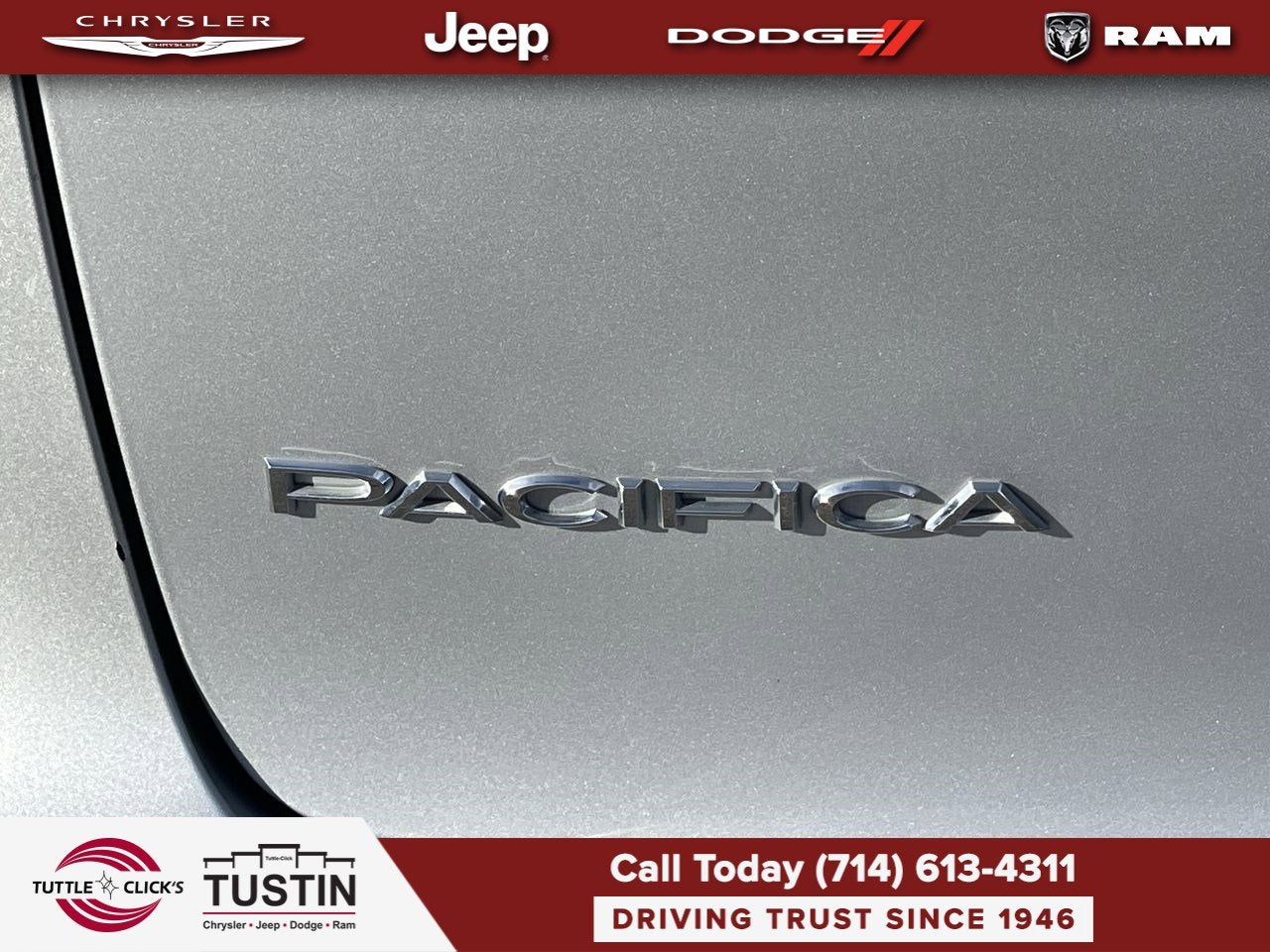 2023 Chrysler Pacifica TOURING L