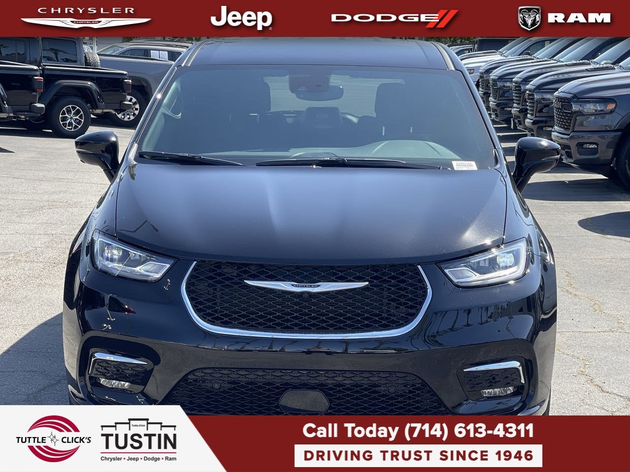 2026 Chrysler Pacifica Select