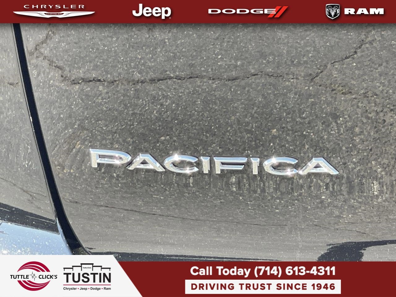 2026 Chrysler Pacifica Select