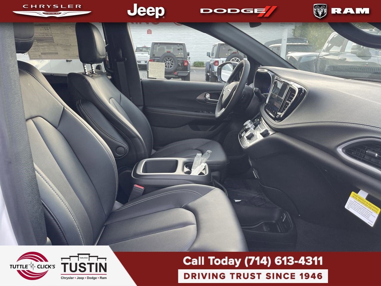 2026 Chrysler Pacifica Select