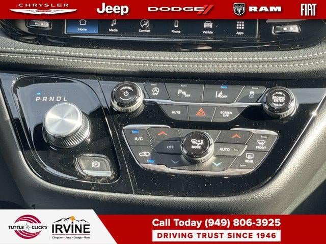 2027 Chrysler Pacifica PACIFICA SELECT