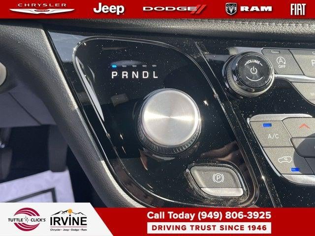2027 Chrysler Pacifica PACIFICA SELECT