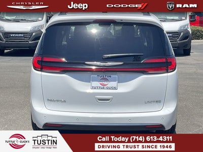 2023 Chrysler Pacifica Limited