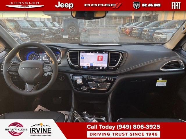2027 Chrysler Pacifica PACIFICA LIMITED AWD