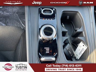 2026 Jeep Cherokee Laredo