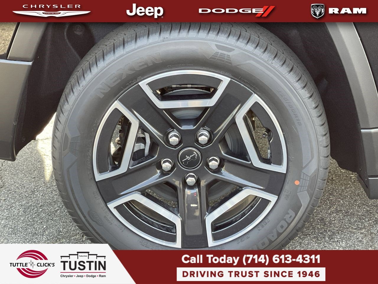 2026 Jeep Cherokee Laredo