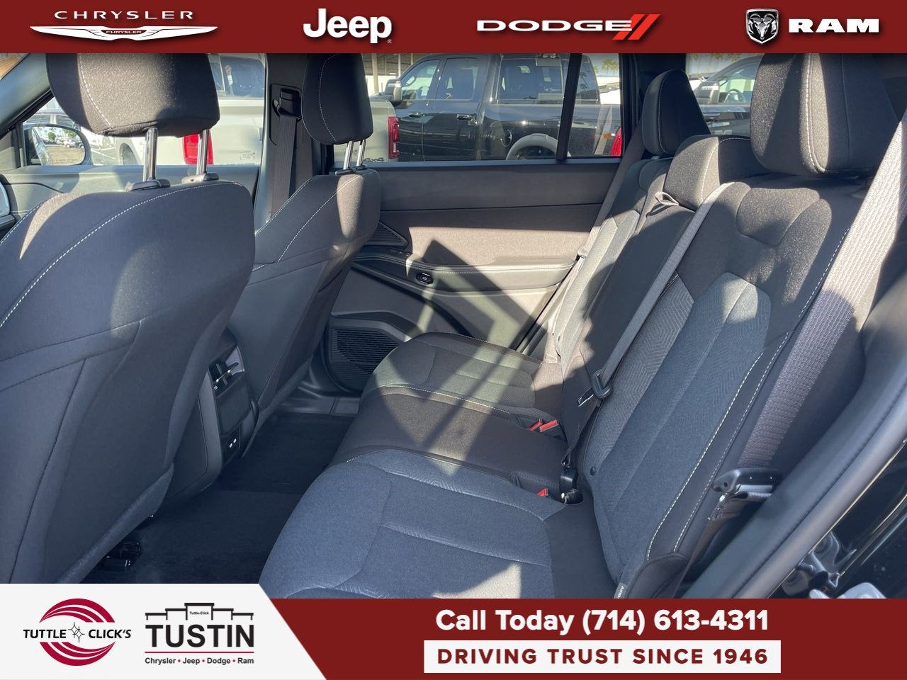 2026 Jeep Cherokee Laredo