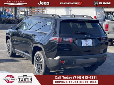 2026 Jeep Cherokee Laredo