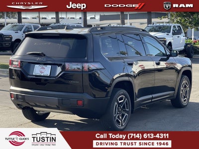 2026 Jeep Cherokee Laredo