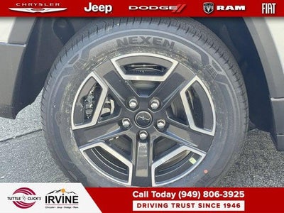 2026 Jeep Cherokee CHEROKEE LAREDO 4X4