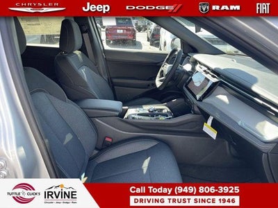 2026 Jeep Cherokee CHEROKEE LAREDO 4X4