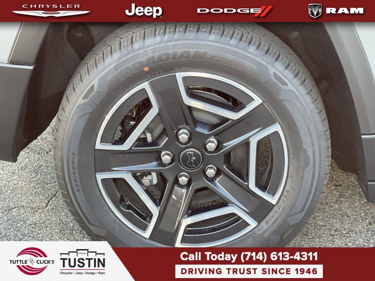 2026 Jeep Cherokee Laredo