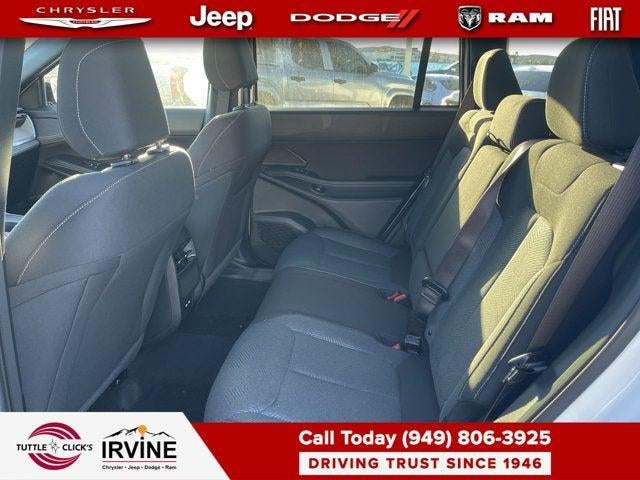 2026 Jeep Cherokee CHEROKEE LAREDO 4X4