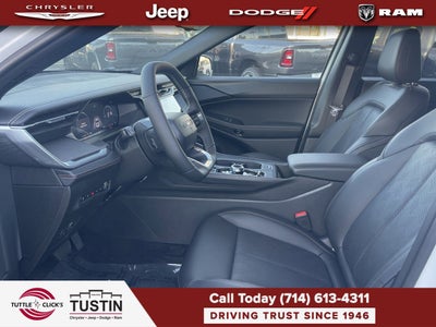 2026 Jeep Cherokee Overland