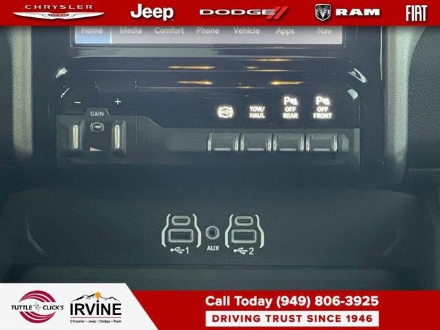 2026 RAM 3500 RAM 3500 BIG HORN CREW CAB 4X4 8' BOX
