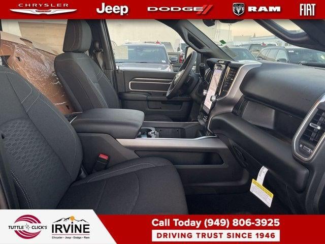 2026 RAM 3500 RAM 3500 BIG HORN CREW CAB 4X4 8' BOX